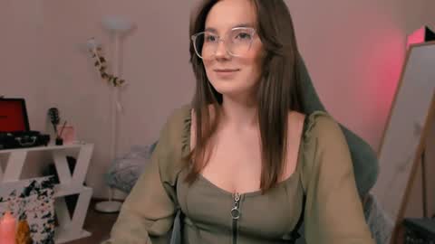 Chloe online show from 02/05/25, 08:35