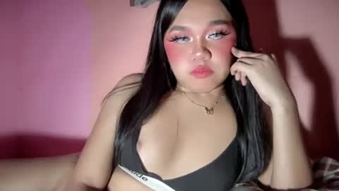 Snapshot of yourfuckingslut69 chatting on 05/27/26, 06:38 yourfuckingslut69 online show from 05/27/26, 06:38