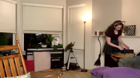 Sarlei Sar-uh-lie online show from 11/29/25, 01:30