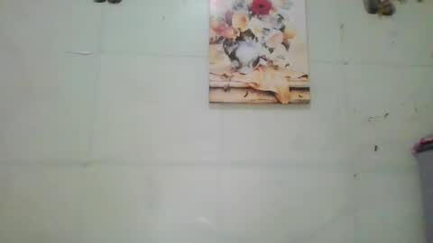 mimi online show from 09/12/25, 09:31