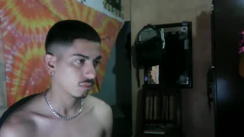 Snapshot of yourgodzeus chatting on 09/30/25, 02:16 yourgodzeus online show from 09/30/25, 02:16