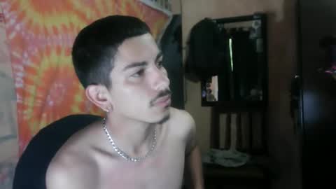 Snapshot of yourgodzeus chatting on 10/20/25, 11:10 yourgodzeus online show from 10/20/25, 11:10