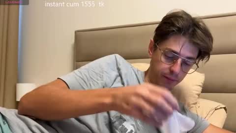 Chris online show from 10/19/25, 05:19