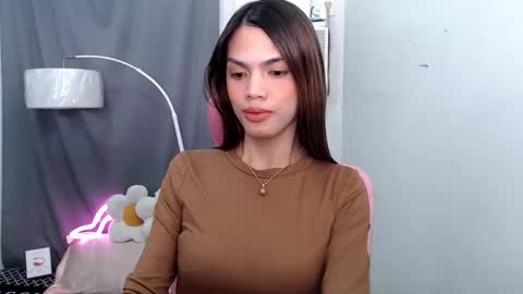 Snapshot of yourhotpatricia69 chatting on 01/04/25, 04:00 patty online show from 01/04/25, 04:00