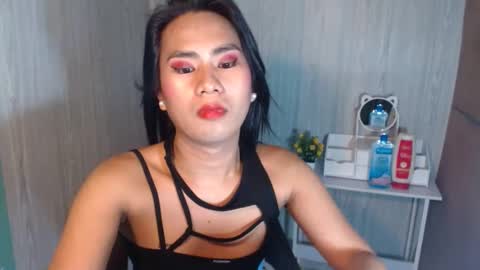 Mauie  online show from 03/11/25, 12:00