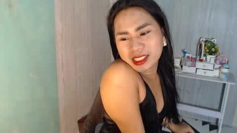 Snapshot of yourhottie_winxxx chatting on 05/02/26, 10:48 Mauie online show from 05/02/26, 10:48