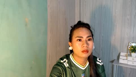 Snapshot of yourhottie_winxxx chatting on 06/30/26, 12:22 Mauie online show from 06/30/26, 12:22