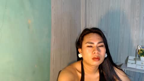 Snapshot of yourhottie_winxxx chatting on 07/05/26, 04:19 Mauie online show from 07/05/26, 04:19