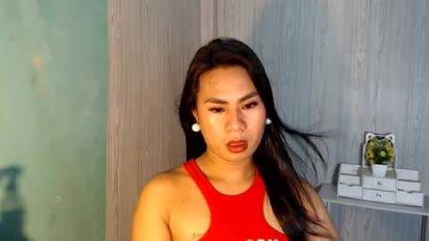 Snapshot of yourhottie_winxxx chatting on 07/17/26, 01:56 Mauie online show from 07/17/26, 01:56