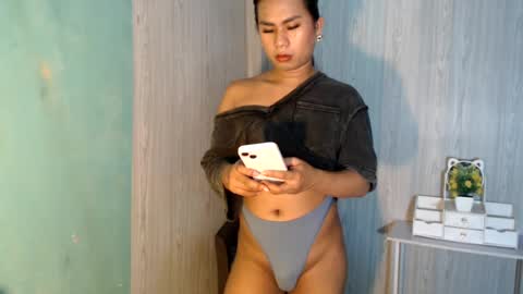 Snapshot of yourhottie_winxxx chatting on 07/18/26, 11:52 Mauie online show from 07/18/26, 11:52