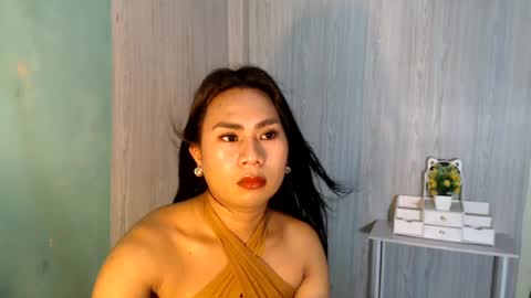 Snapshot of yourhottie_winxxx chatting on 07/22/26, 11:18 Mauie online show from 07/22/26, 11:18