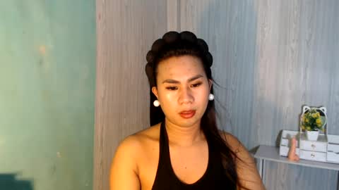 Snapshot of yourhottie_winxxx chatting on 07/29/26, 01:04 Mauie online show from 07/29/26, 01:04