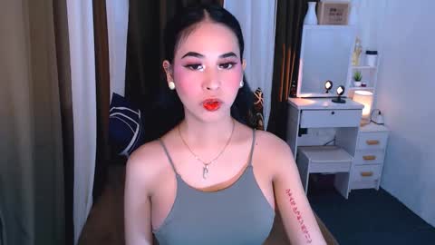 Snapshot of yourhumiliationgirl chatting on 10/16/25, 12:28 yourhumiliationgirl online show from 10/16/25, 12:28