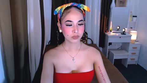 Snapshot of yourhumiliationgirl chatting on 10/17/25, 11:13 yourhumiliationgirl online show from 10/17/25, 11:13