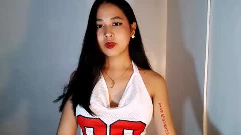 Snapshot of yourhumiliationgirl chatting on 11/07/25, 01:33 yourhumiliationgirl online show from 11/07/25, 01:33