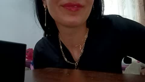 Snapshot of yourjessywet chatting on 06/12/26, 11:31 yourjessywet online show from 06/12/26, 11:31