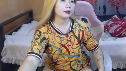 Glenda online show from 06/12/26, 01:15