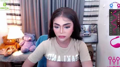 Snapshot of yourloveable chatting on 11/16/25, 07:30 CHARLOTTE online show from 11/16/25, 07:30