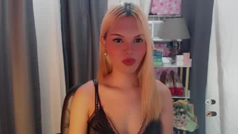 KYLIE MORE online show from 06/27/26, 07:13