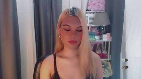 KYLIE MORE online show from 06/29/26, 10:15