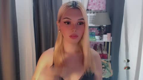 KYLIE MORE online show from 06/30/26, 09:10