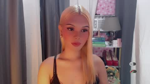 KYLIE MORE online show from 07/07/26, 06:38