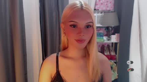 KYLIE MORE online show from 07/07/26, 08:18