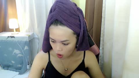 your lovely Dina online show from 12/16/24, 02:25