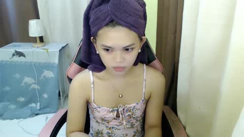 your lovely Dina online show from 12/17/24, 02:01