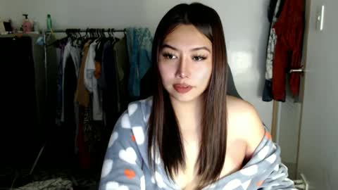 tifanny online show from 02/21/25, 07:01