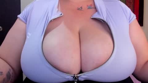 Milla 3 online show from 02/13/25, 07:35
