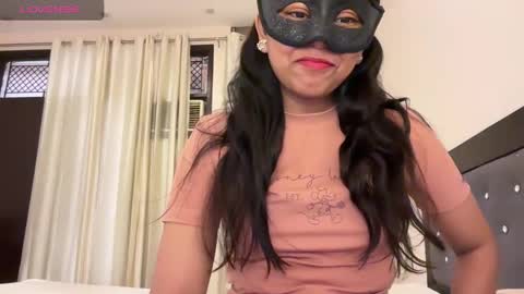 Snapshot of yournewkink12 chatting on 11/10/25, 02:21 YourNewKink online show from 11/10/25, 02:21