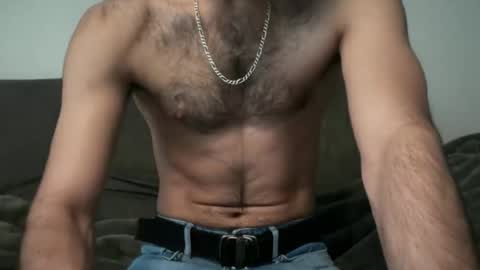 Snapshot of yournextguy0 chatting on 01/06/26, 10:52 Your Next Guy online show from 01/06/26, 10:52