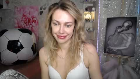 Nicky online show from 07/12/26, 04:09