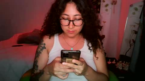 Snapshot of yourownerserena chatting on 02/02/25, 04:26 Serena online show from 02/02/25, 04:26