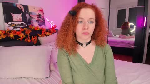 Snapshot of yourpie_ash chatting on 11/02/25, 09:06 Ashley online show from 11/02/25, 09:06