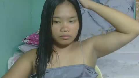 Snapshot of yourpinay_belle chatting on 05/10/26, 10:31 Belle online show from 05/10/26, 10:31