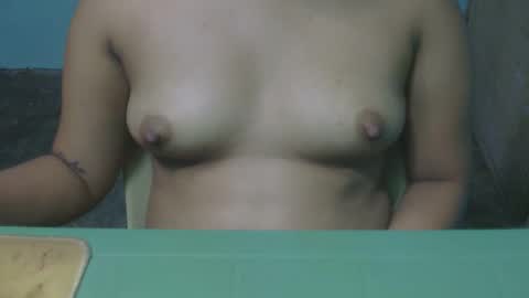Snapshot of yourpinay_belle chatting on 05/23/26, 01:44 Belle online show from 05/23/26, 01:44