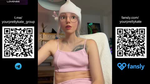 Snapshot of yourprettykate_ chatting on 12/25/24, 09:22 online show from 12/25/24, 09:22