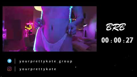 Snapshot of yourprettykate_ chatting on 12/28/24, 12:03 online show from 12/28/24, 12:03
