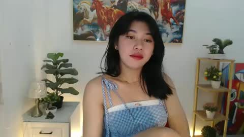 Trish online show from 01/04/25, 02:25