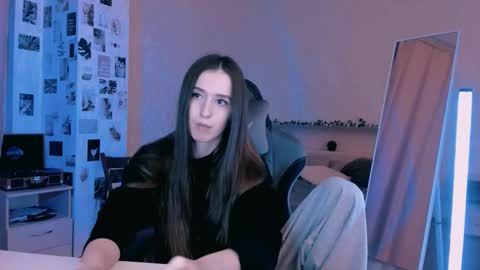 Eva online show from 10/05/25, 07:34