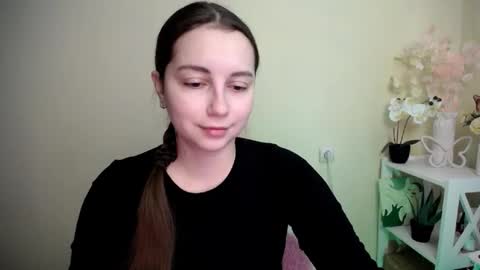 Snapshot of yours_piece_of_happiness_ chatting on 02/10/26, 06:50 Happy online show from 02/10/26, 06:50