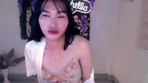    online show from 03/11/25, 02:32