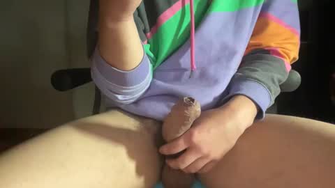 Snapshot of yoursexydaddy692 chatting on 11/24/25, 05:01 yoursexydaddy692 online show from 11/24/25, 05:01