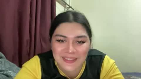 Snapshot of yoursexytowngirl chatting on 04/19/26, 03:55 LALA online show from 04/19/26, 03:55