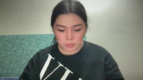 Snapshot of yoursexytowngirl chatting on 04/24/26, 05:54 LALA online show from 04/24/26, 05:54