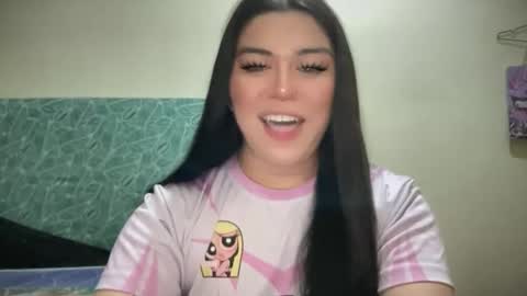 Snapshot of yoursexytowngirl chatting on 04/26/26, 07:00 LALA online show from 04/26/26, 07:00