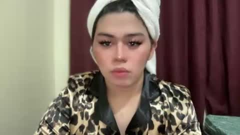 Snapshot of yoursexytowngirl chatting on 05/17/26, 12:23 LALA online show from 05/17/26, 12:23