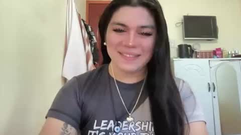 Snapshot of yoursexytowngirl chatting on 06/08/26, 10:10 LALA online show from 06/08/26, 10:10
